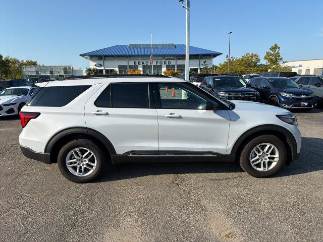 Certified 2025 Ford Explorer Active AWD/4WD image 4