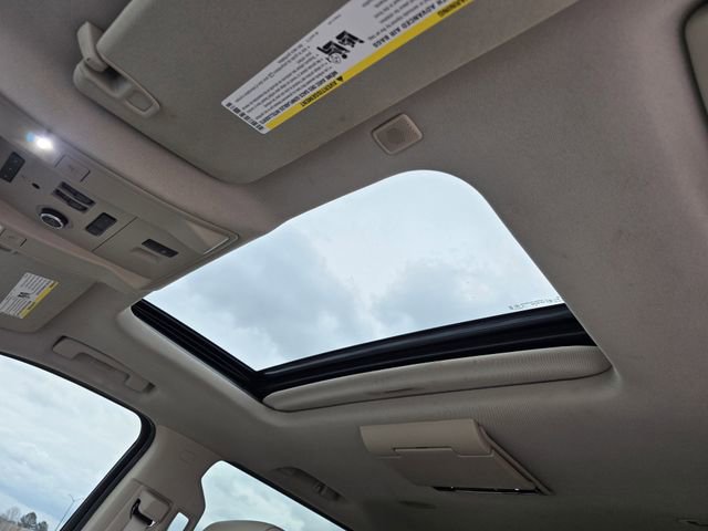 Used 2019 GMC Yukon XL Denali w/ Denali Ultimate Package image 18