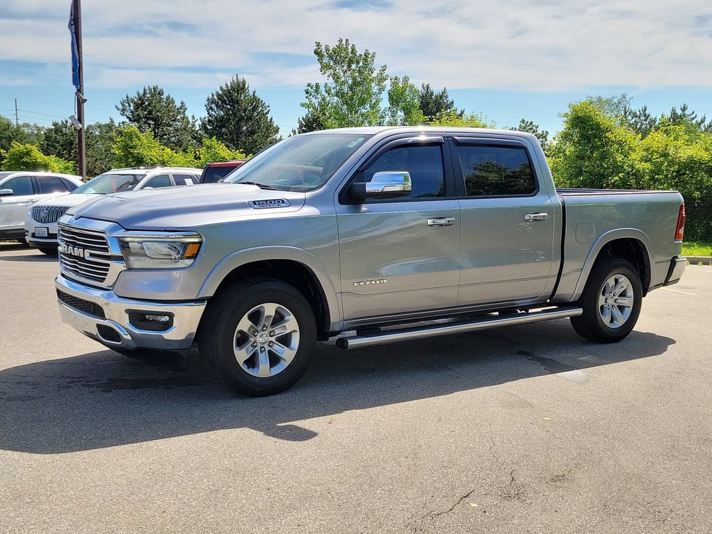Used 2022 RAM 1500 Laramie AWD/4WD image 2