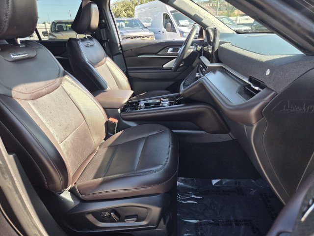 Certified 2026 Ford Explorer Platinum RWD image 20