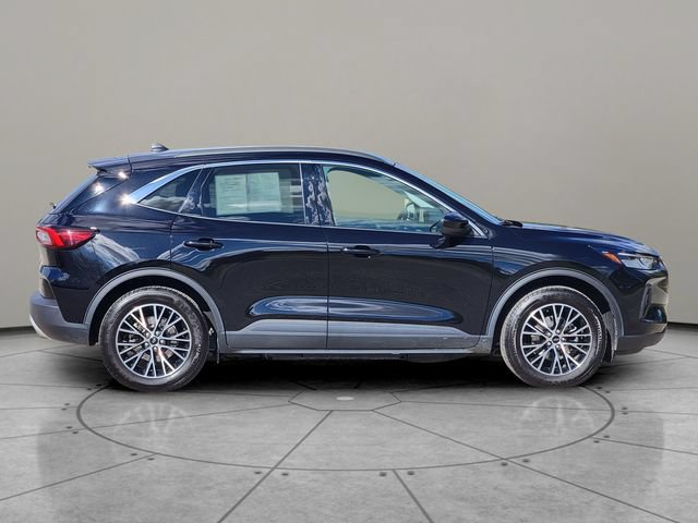 Certified 2023 Ford Escape SE FWD image 13