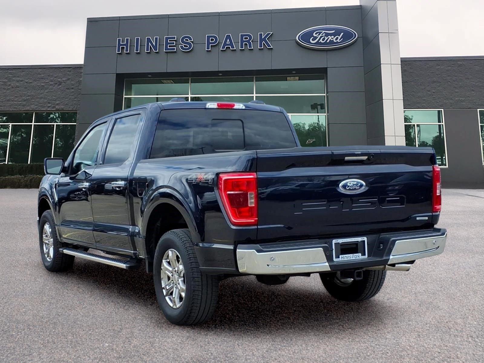 Certified 2022 Ford F150 XLT w/ Equipment Group 302A High AWD/4WD image 5