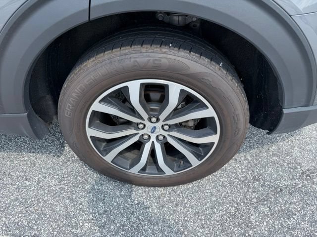 Certified 2025 Ford Explorer ST-Line AWD/4WD image 5