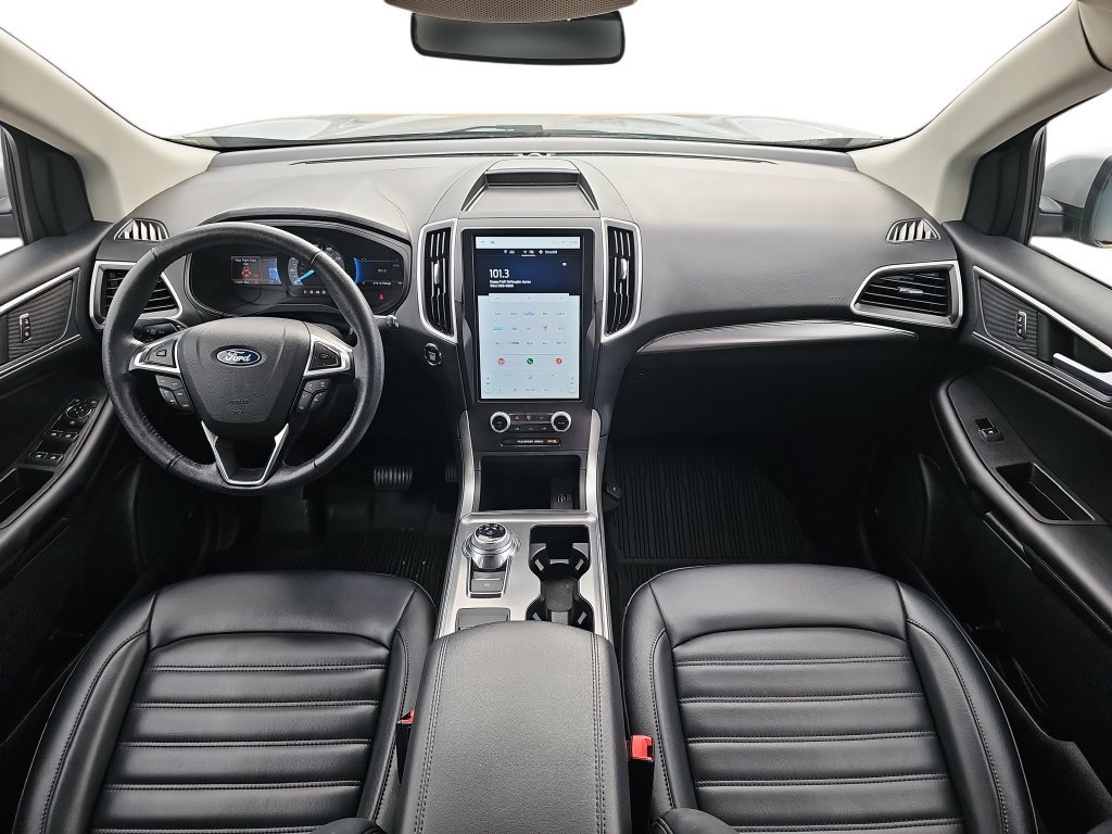 Certified 2022 Ford Edge SEL w/ Cargo Accessory Package AWD/4WD image 9