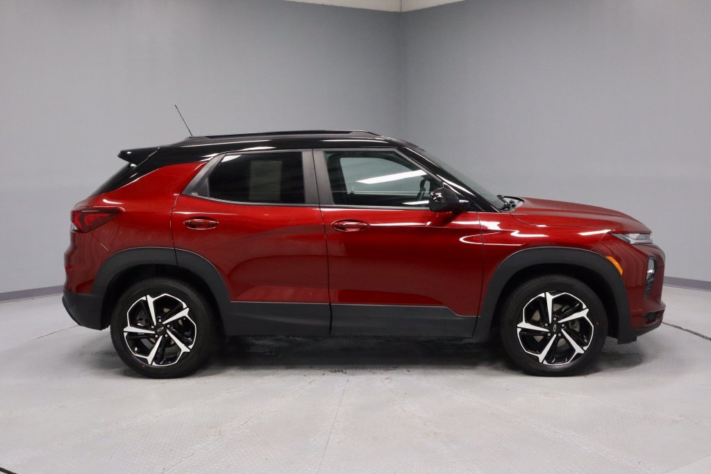 Used 2023 Chevrolet TrailBlazer RS w/ Convenience Package AWD/4WD image 12