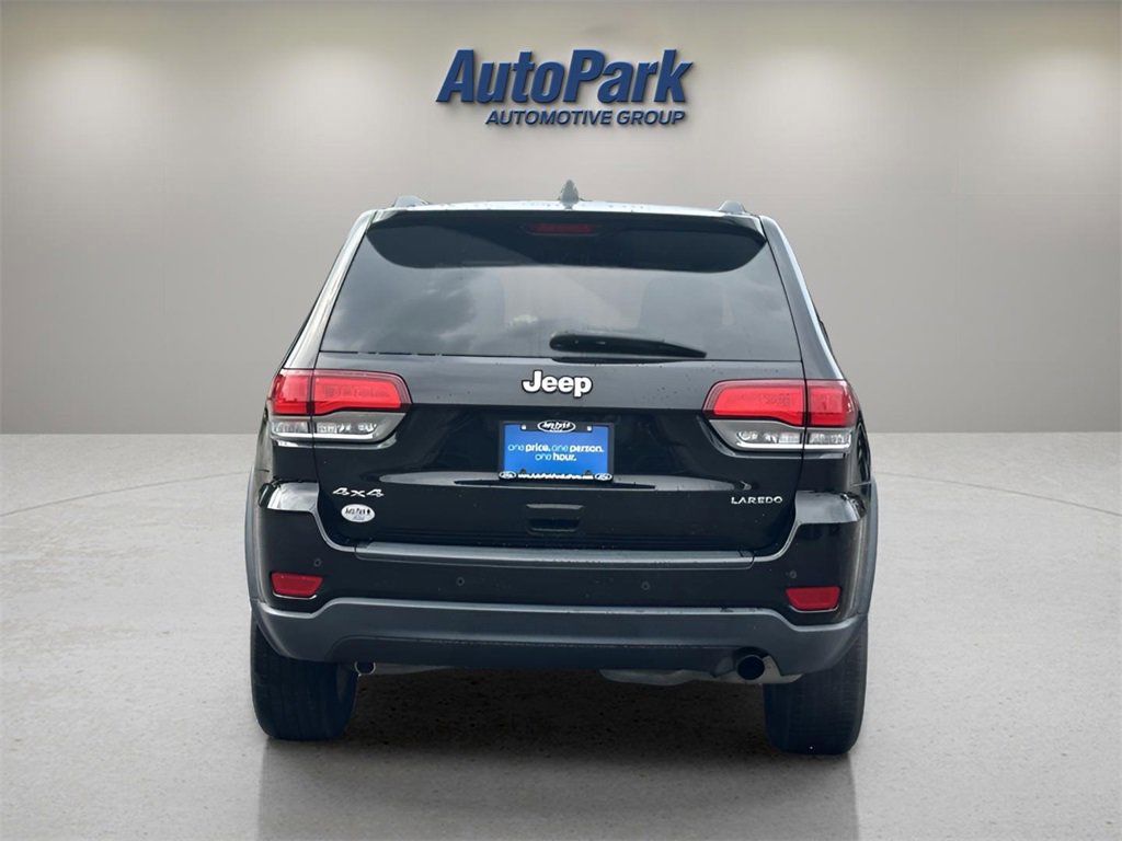 Used 2021 Jeep Grand Cherokee Laredo X image 4