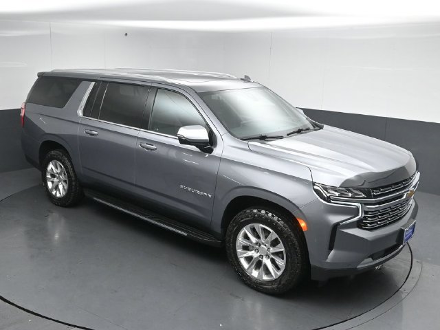 Used 2022 Chevrolet Suburban Premier AWD/4WD image 43