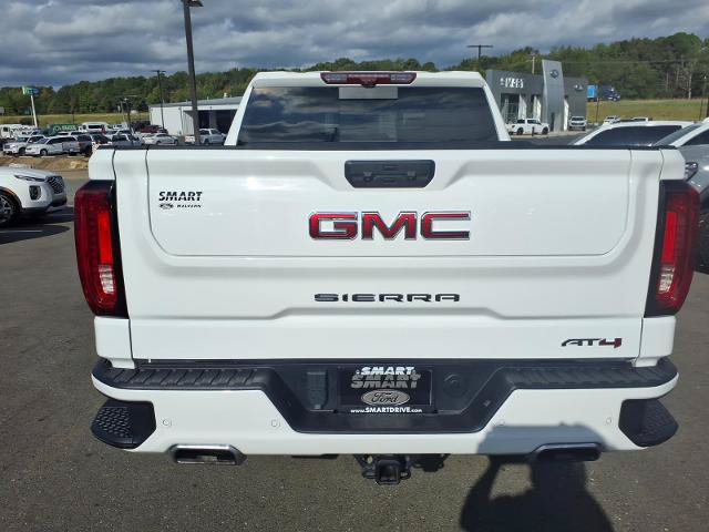 Used 2024 GMC Sierra 1500 AT4 w/ Technology Package AWD/4WD image 3