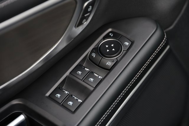 Certified 2025 Ford Expedition Platinum w/ Driver's Package image 17