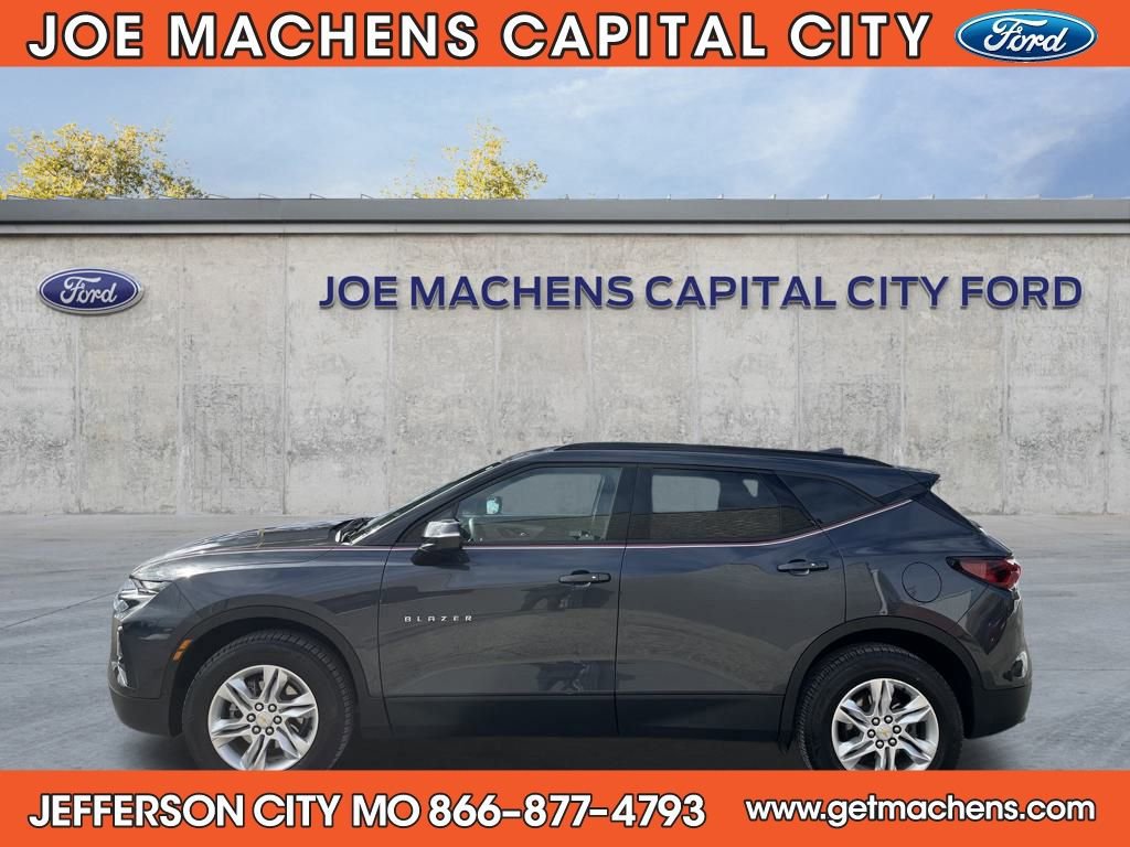 Used 2022 Chevrolet Blazer LT image 2