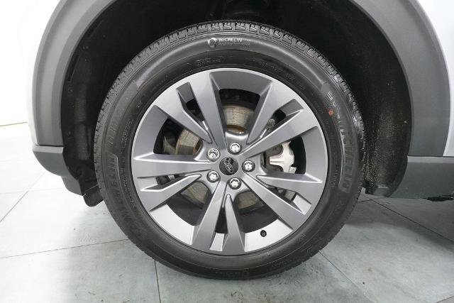 Certified 2024 Ford Explorer XLT w/ Equipment Group 202A AWD/4WD image 35