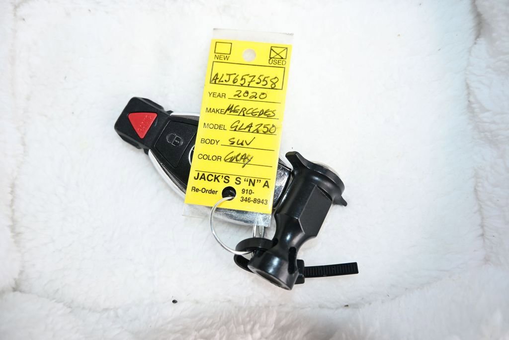 Used 2020 Mercedes-Benz GLA 250 4MATIC image 22