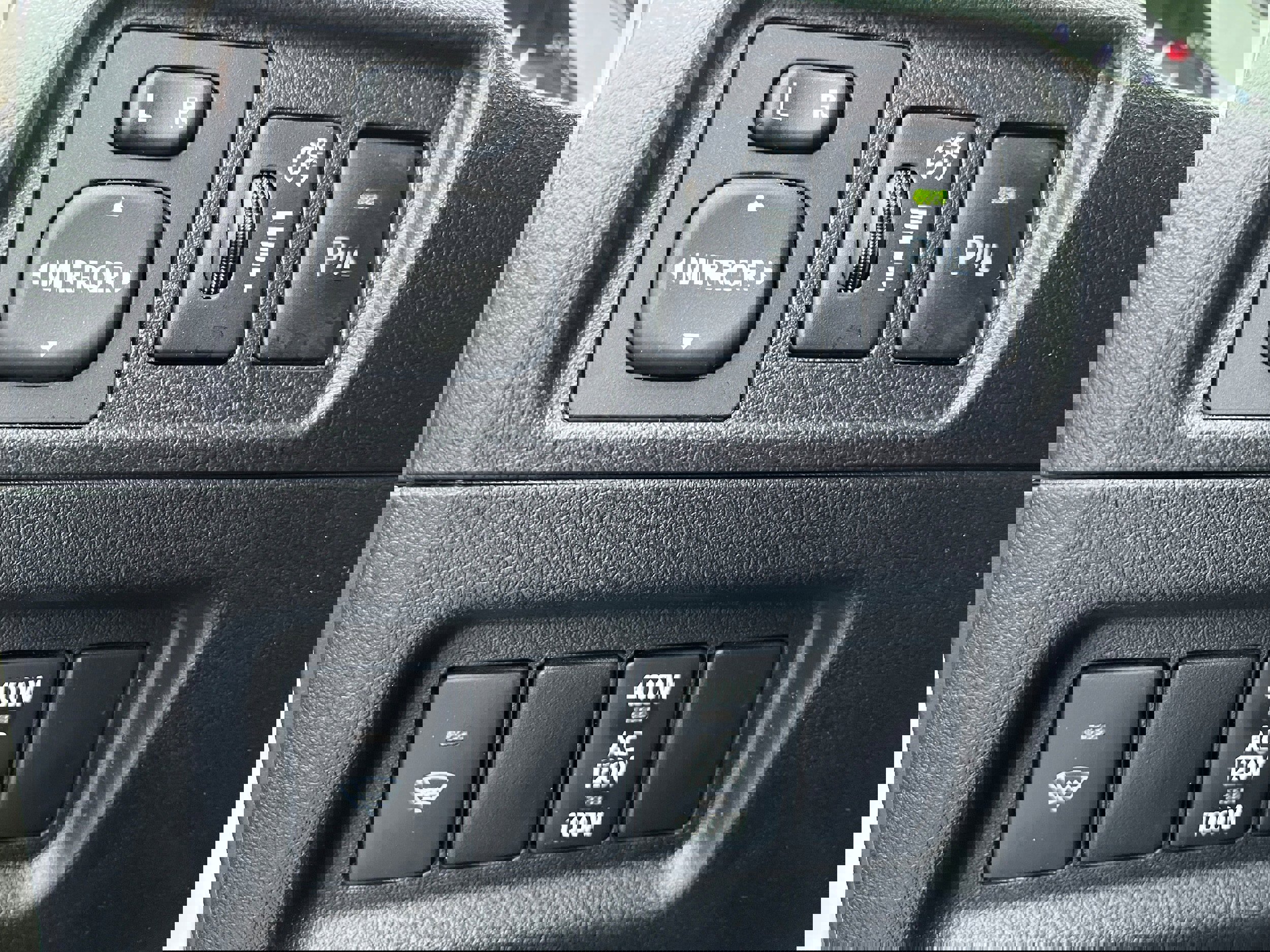 Used 2018 Toyota 4Runner Limited image 23