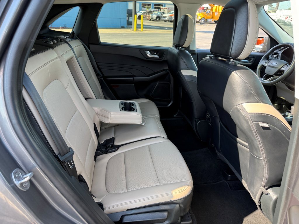 Certified 2021 Ford Escape SEL AWD/4WD image 21