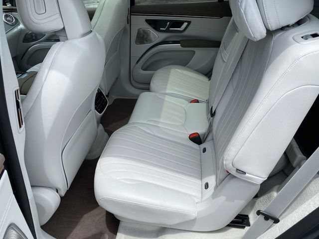 Used 2023 Mercedes-Benz EQS 450+ SUV image 15