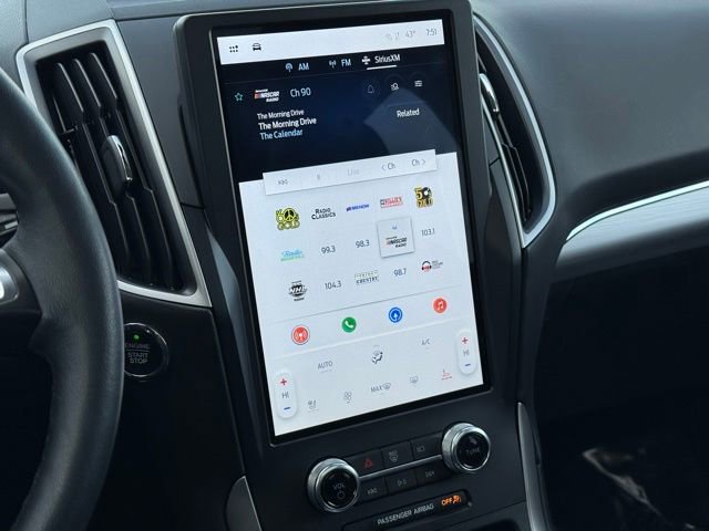 Certified 2022 Ford Edge SEL w/ Convenience Package AWD/4WD image 3