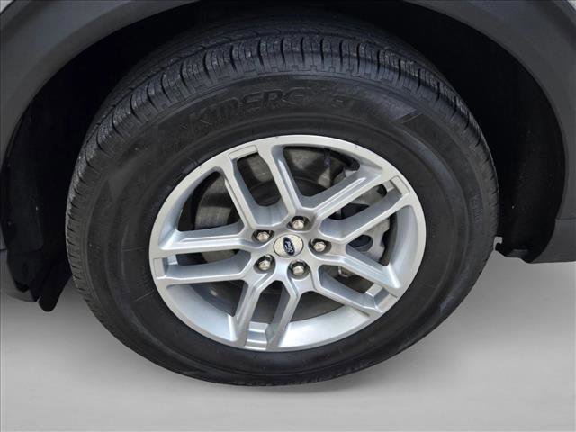 Certified 2025 Ford Explorer Active w/ Active Comfort Package RWD image 22