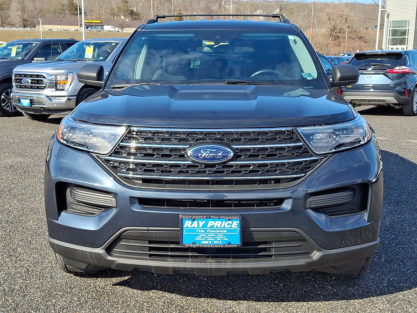 Certified 2023 Ford Explorer XLT AWD/4WD image 2