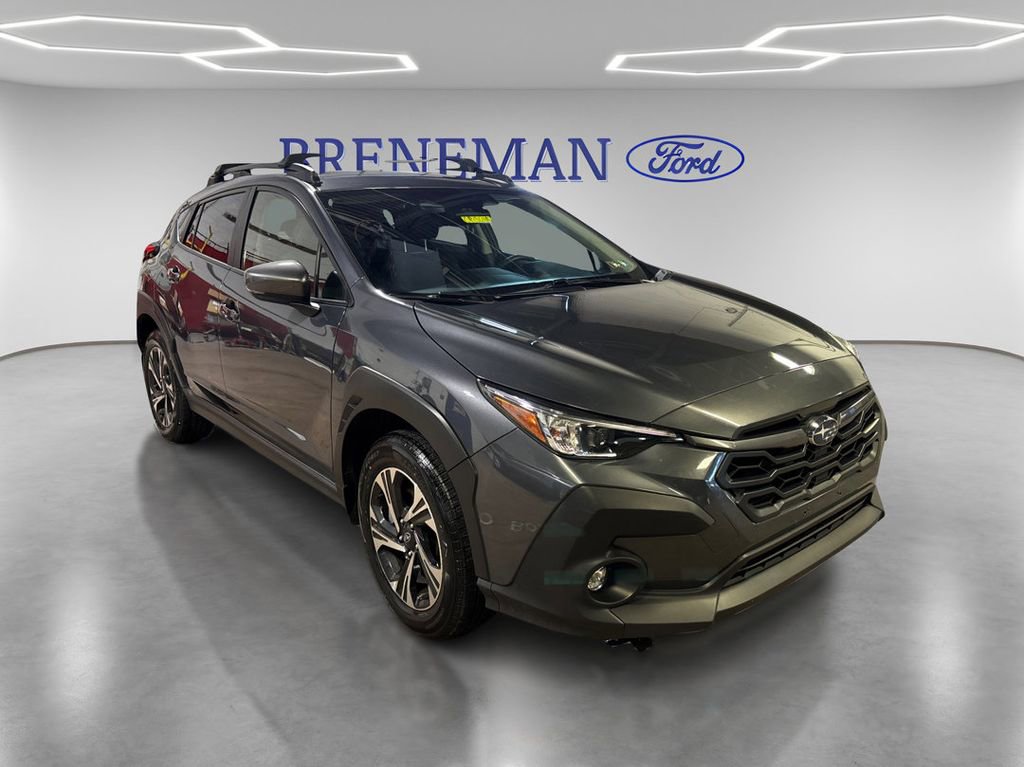 Used 2024 Subaru Crosstrek 2.0i Premium AWD/4WD image 3