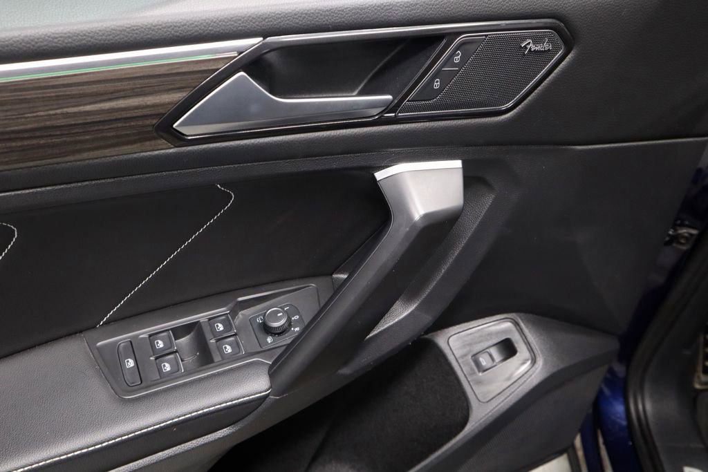 Used 2022 Volkswagen Tiguan SEL R-Line image 24
