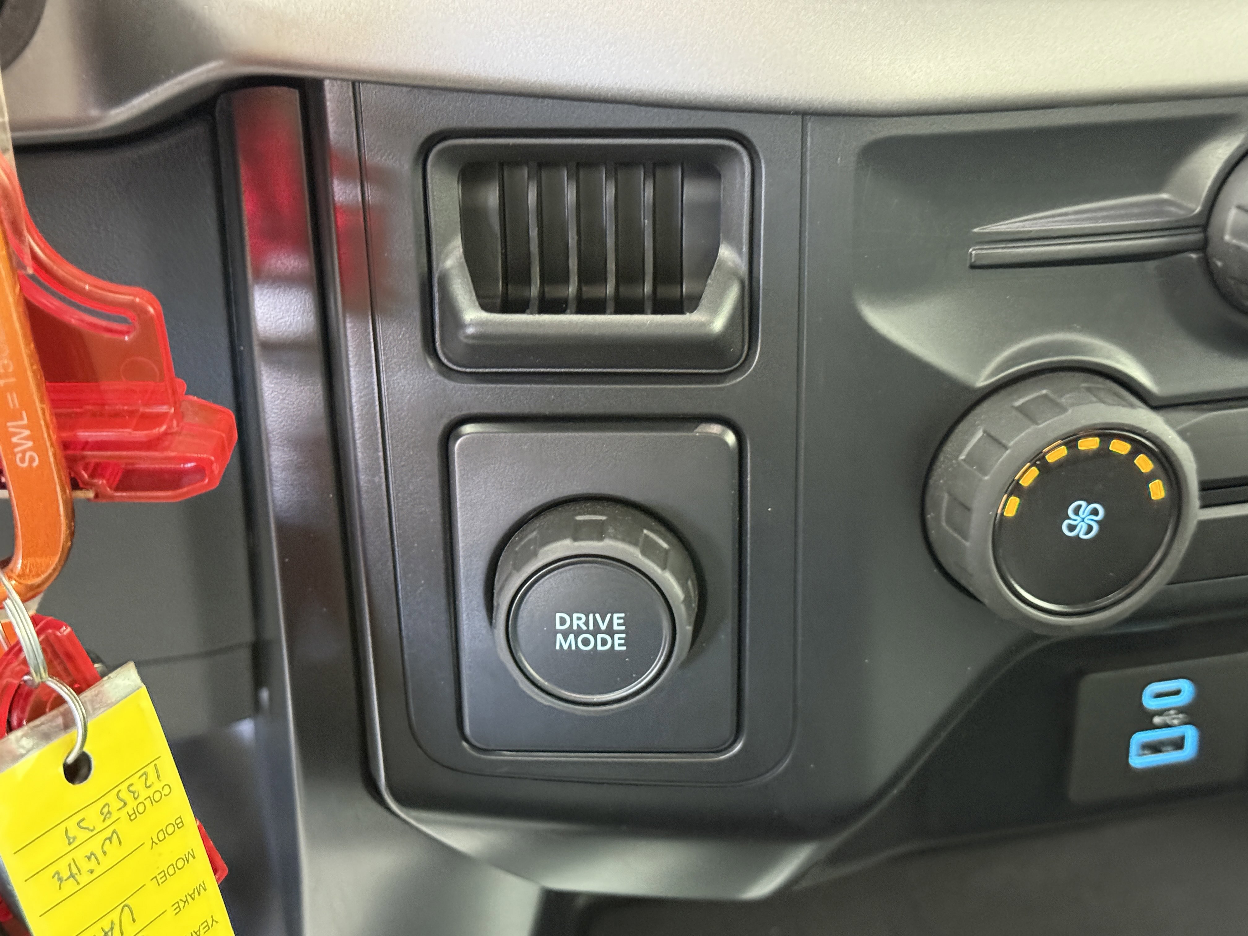 Certified 2024 Ford F150 XL image 22