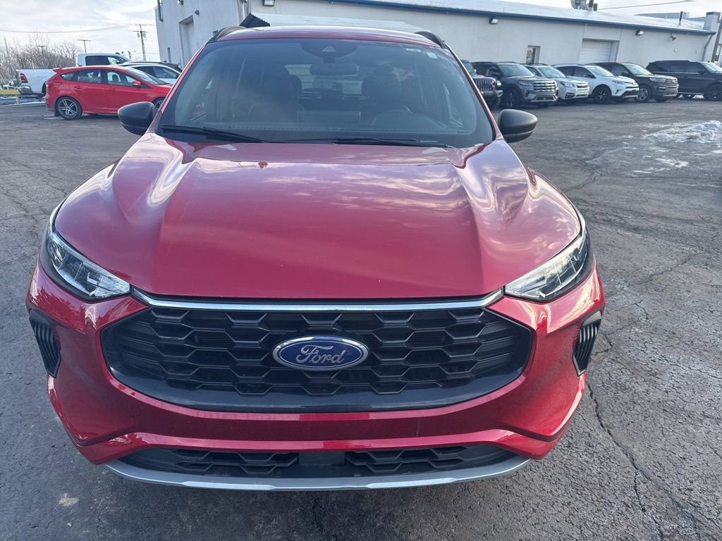 Certified 2023 Ford Escape ST-Line w/ Tech Pack #1 image 7