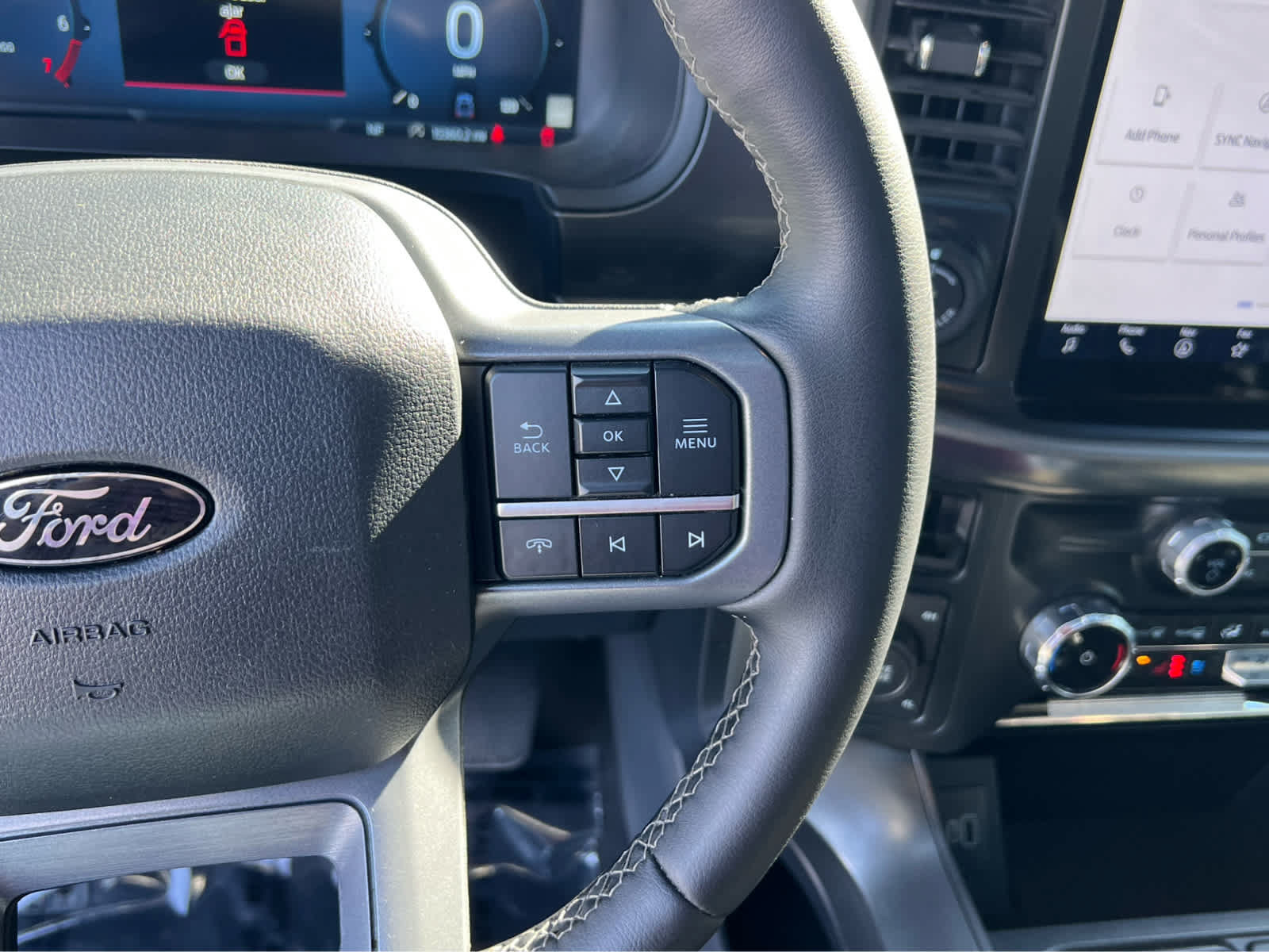 Certified 2025 Ford F150 Lariat AWD/4WD image 36