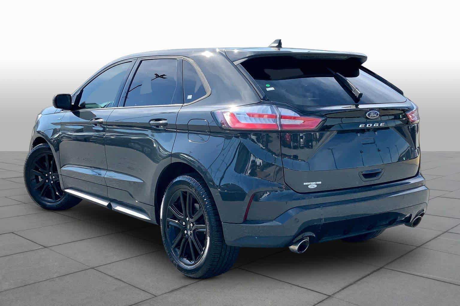 Certified 2021 Ford Edge ST-Line FWD image 11