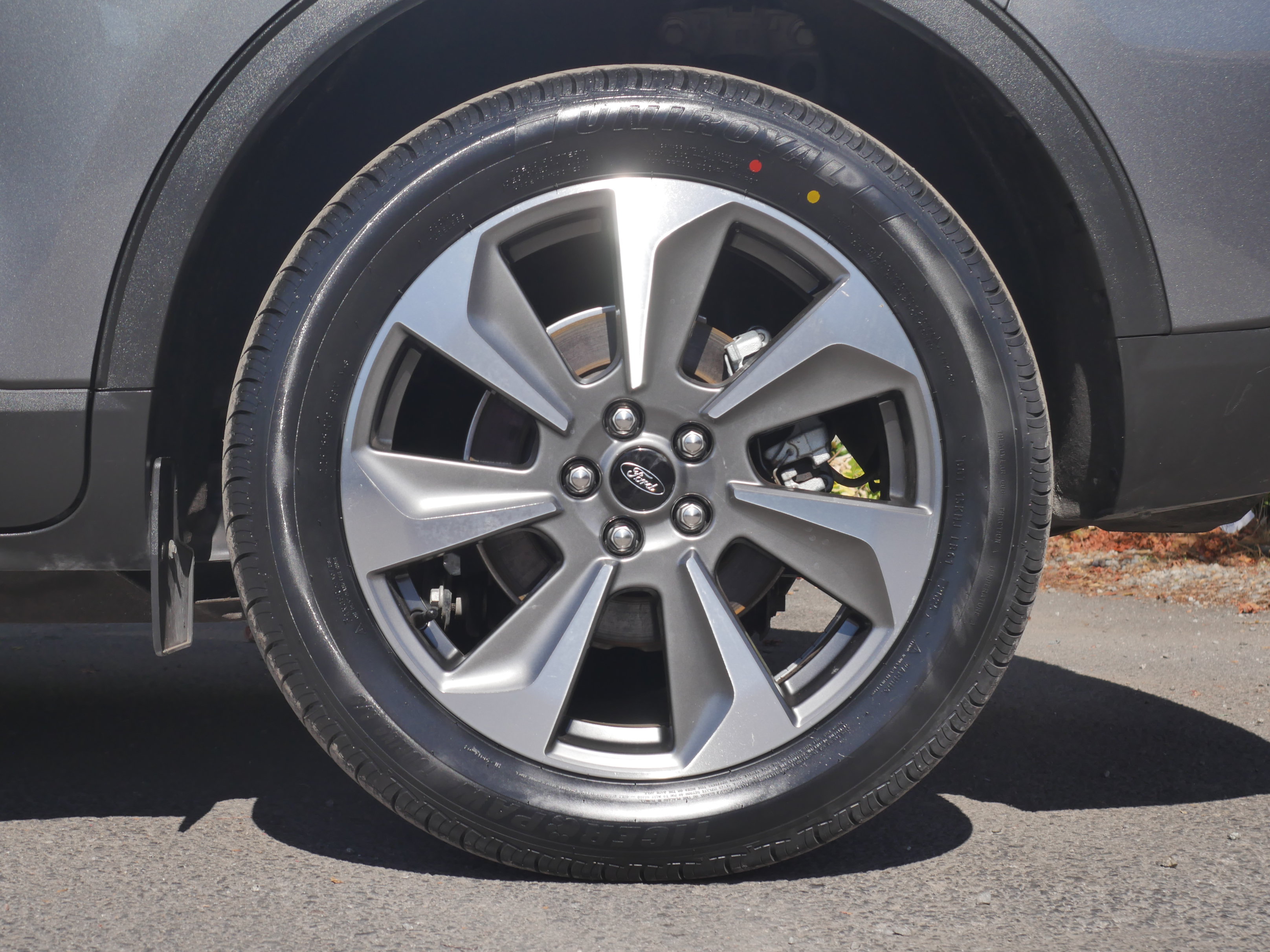 Certified 2025 Ford Escape Platinum AWD/4WD image 15