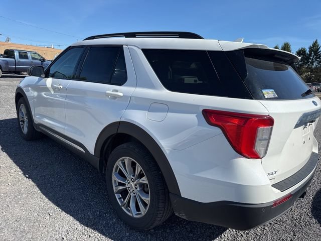 Certified 2023 Ford Explorer XLT w/ Equipment Group 202A AWD/4WD image 8