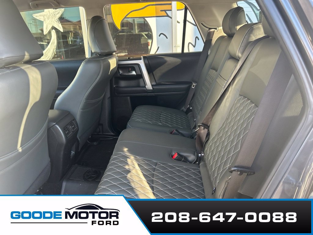 Used 2023 Toyota 4Runner SR5 AWD/4WD image 28