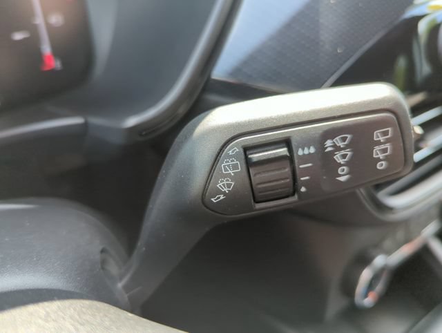 Certified 2025 Ford Escape ST-Line AWD/4WD image 37