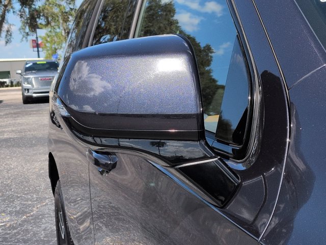 Used 2024 GMC Yukon AT4 w/ Max Trailering Package AWD/4WD image 12