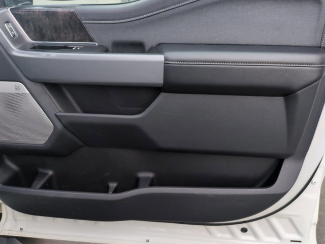 Certified 2024 Ford F350 Lariat w/ Black Appearance Package AWD/4WD image 16