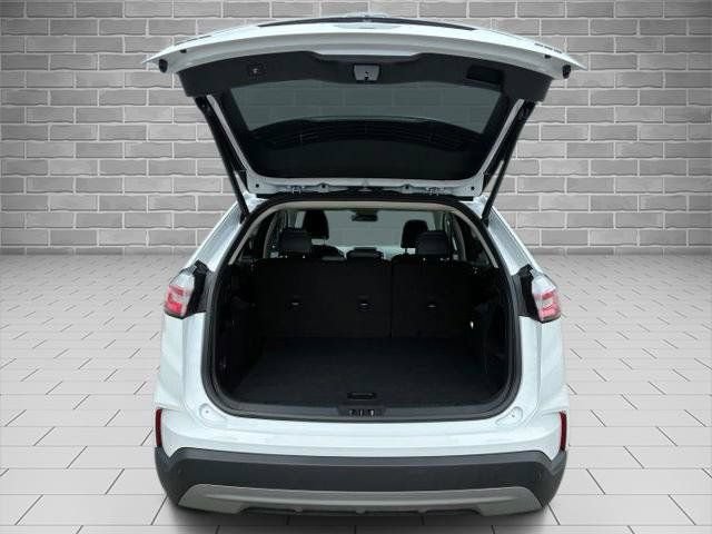Certified 2024 Ford Edge SEL w/ Convenience Package AWD/4WD image 10