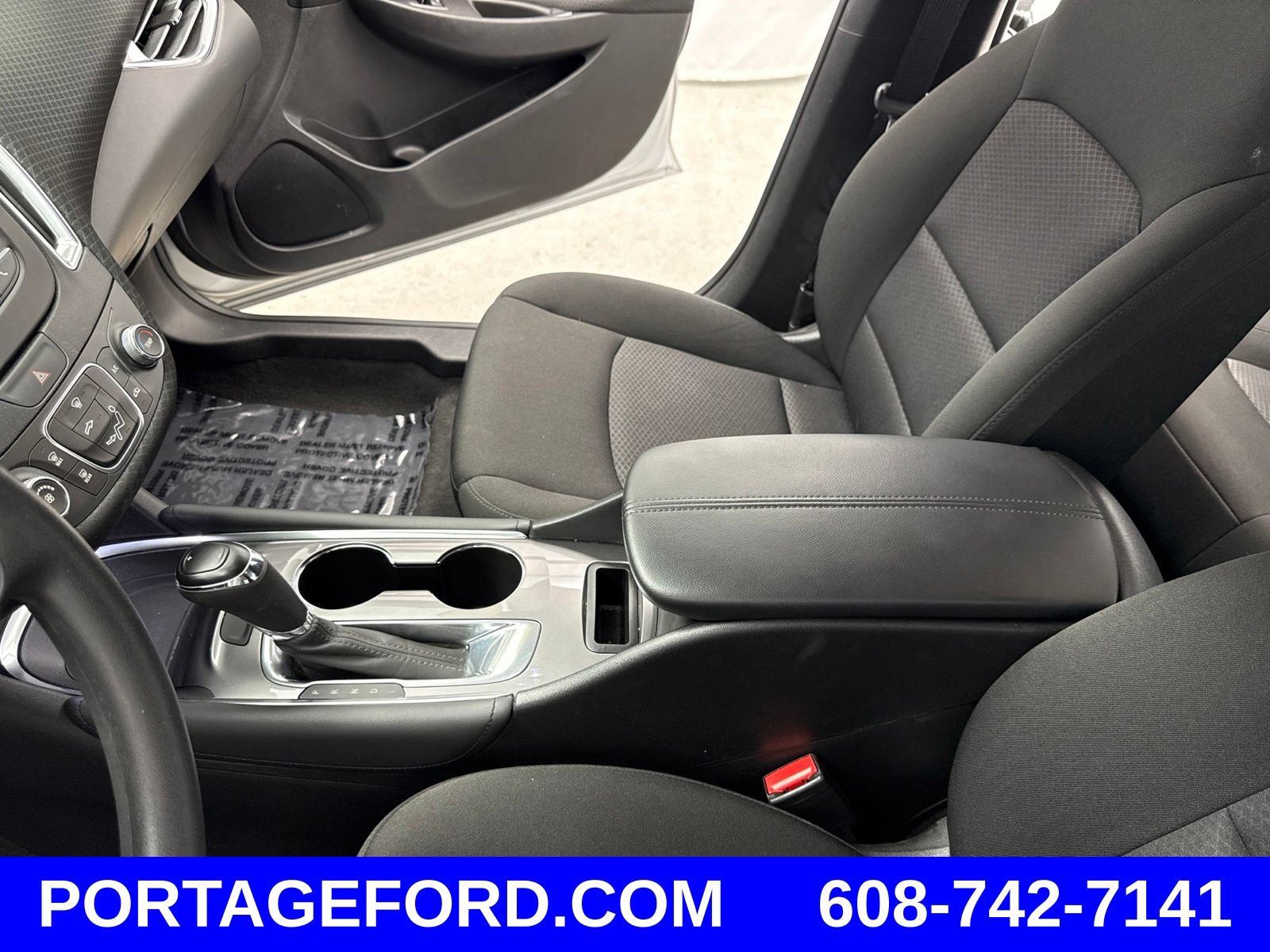 Used 2018 Chevrolet Malibu LT FWD image 18