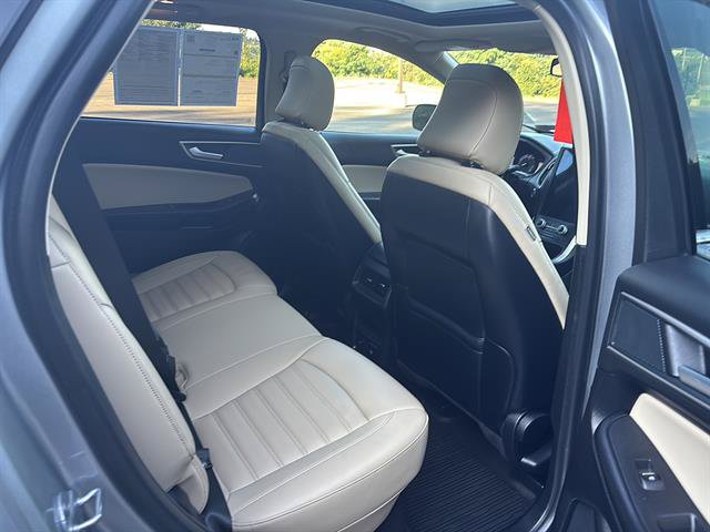 Certified 2024 Ford Edge SEL w/ Convenience Package AWD/4WD image 19