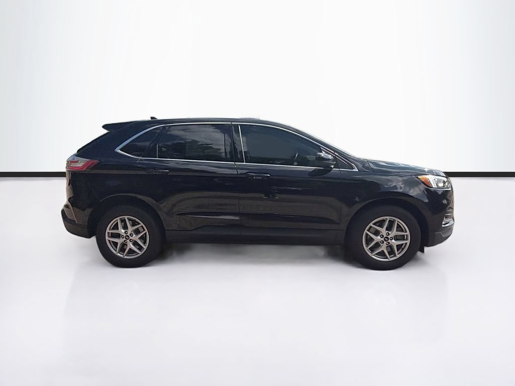 Certified 2023 Ford Edge SEL w/ Convenience Package AWD/4WD image 4