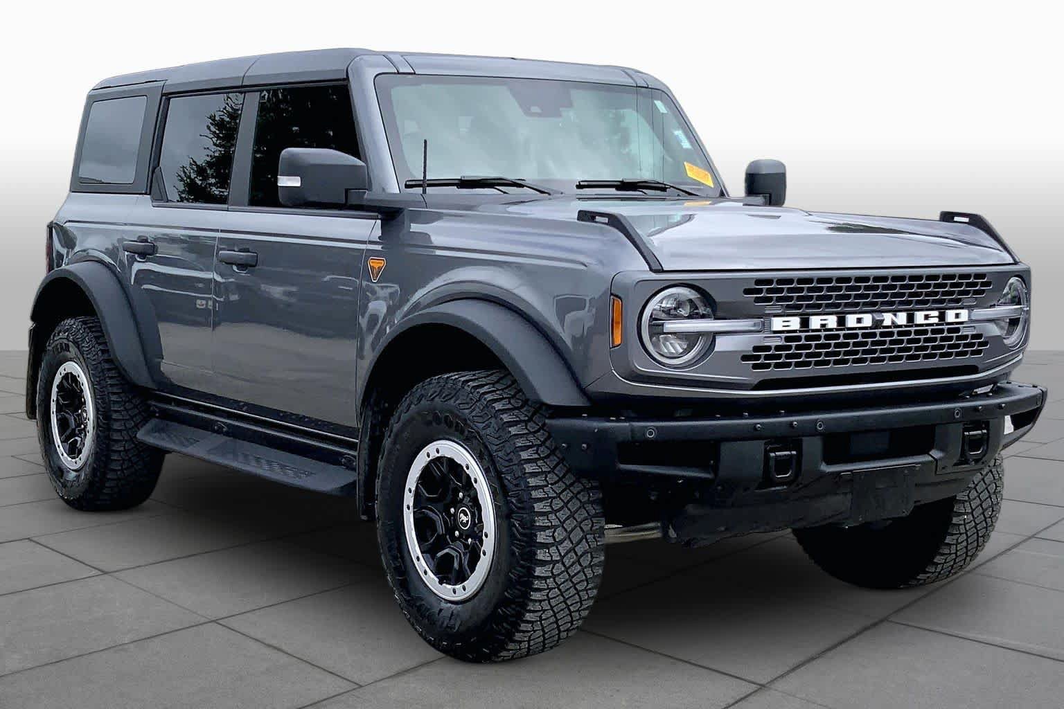 Certified 2024 Ford Bronco Badlands AWD/4WD image 3
