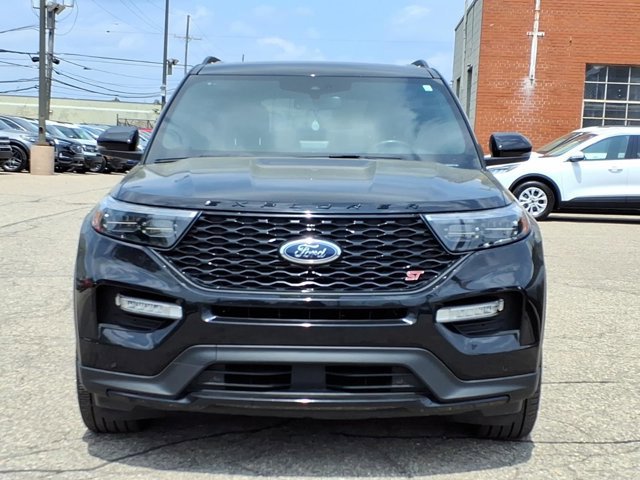 Certified 2023 Ford Explorer ST w/ Equipment Group 401A AWD/4WD image 18