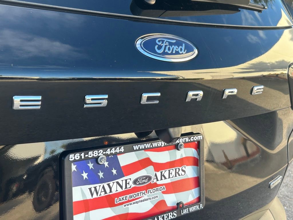 Certified 2024 Ford Escape SE w/ PHEV Premium Package FWD image 26