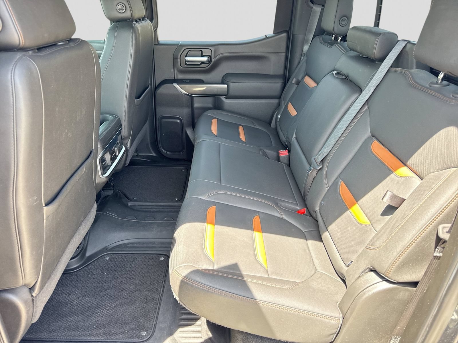 Used 2022 GMC Sierra 1500 AT4 w/ AT4 Preferred Package AWD/4WD image 25