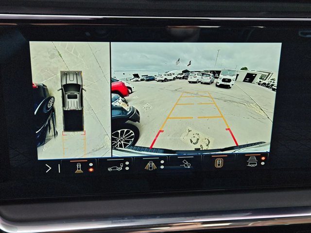 Used 2025 GMC Sierra 2500 Denali Ultimate image 13