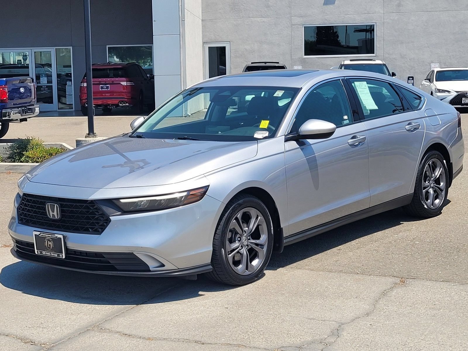 Used 2023 Honda Accord EX image 8