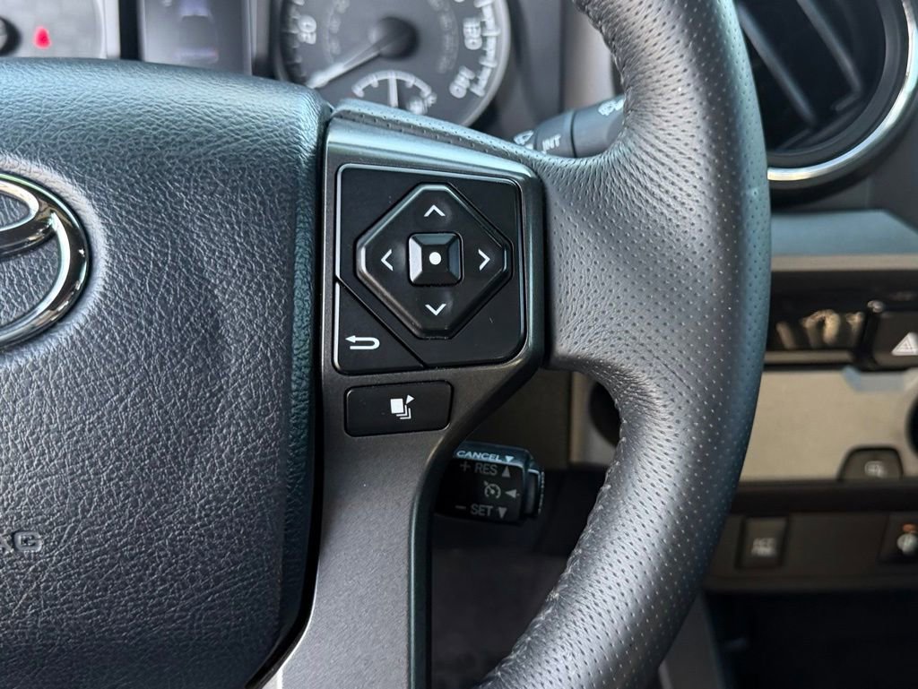 Used 2017 Toyota Tacoma TRD Off-Road w/ Tow Package image 23