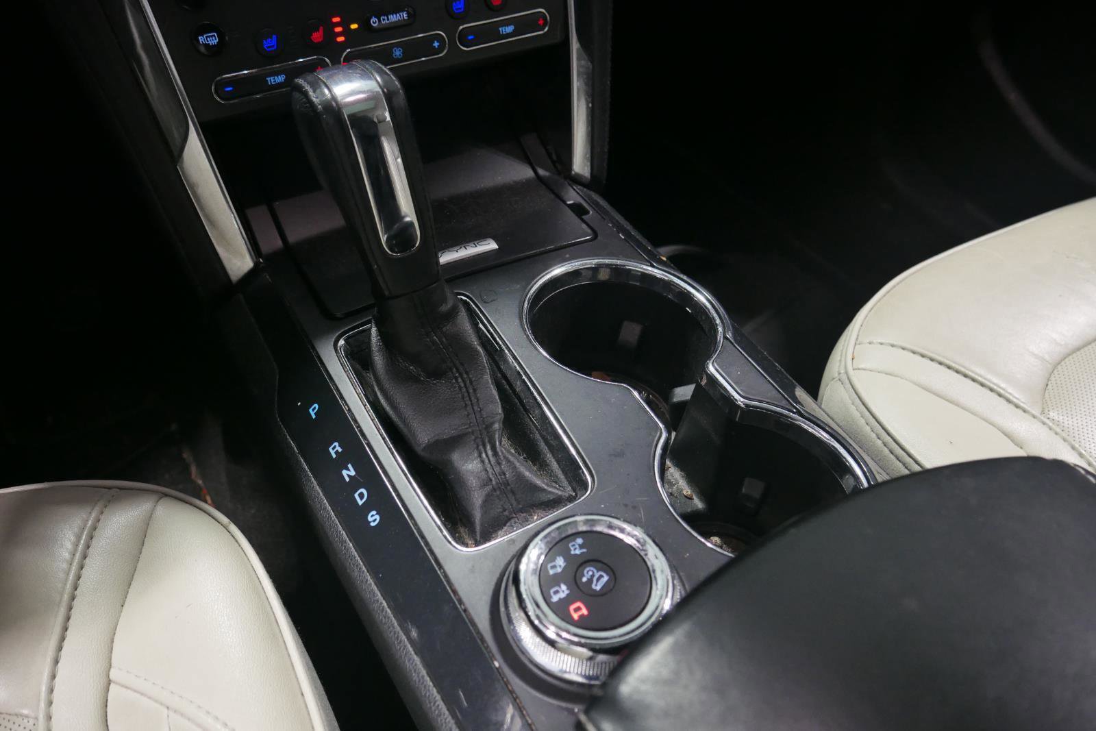 Certified 2018 Ford Explorer Platinum image 25