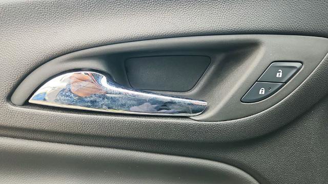 Used 2024 Chevrolet Equinox LT image 22