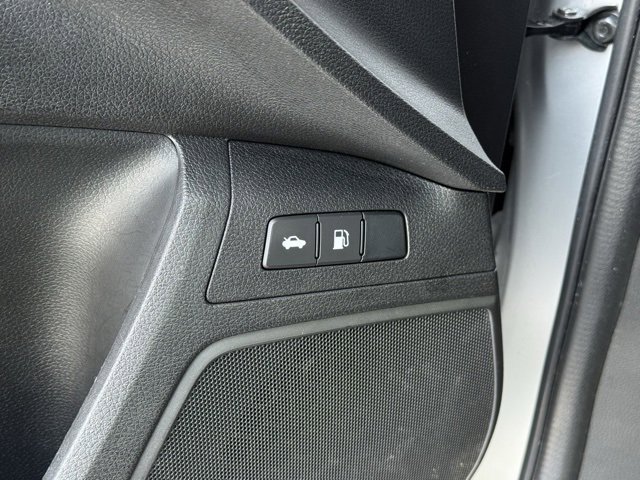 Used 2018 Honda Clarity Touring image 32