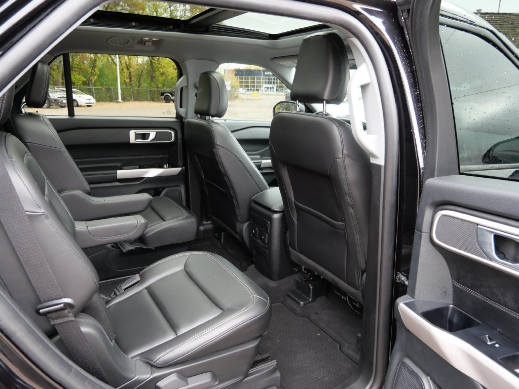Certified 2023 Ford Explorer XLT AWD/4WD image 13