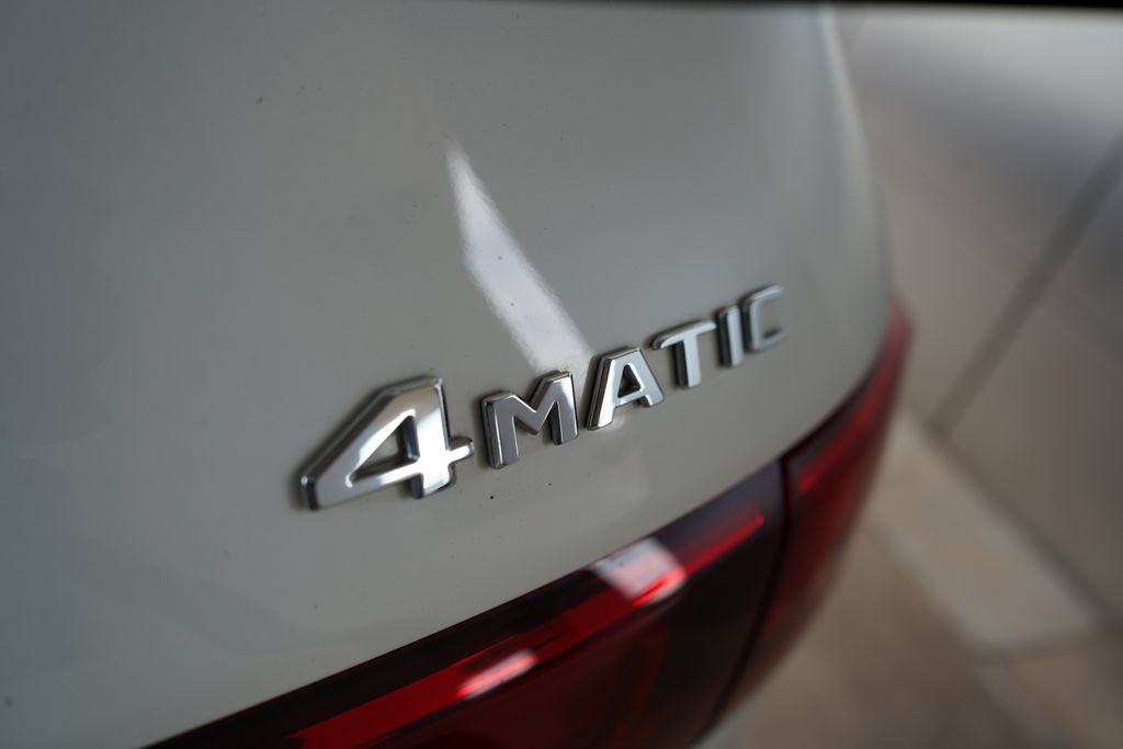Used 2023 Mercedes-Benz GLB 250 4MATIC image 7